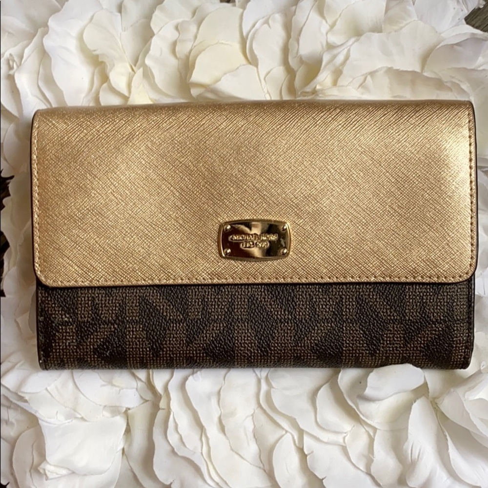 New Michael Kors wallet